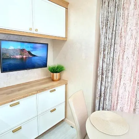 Aparthotel Apartment Ул Кърниградска